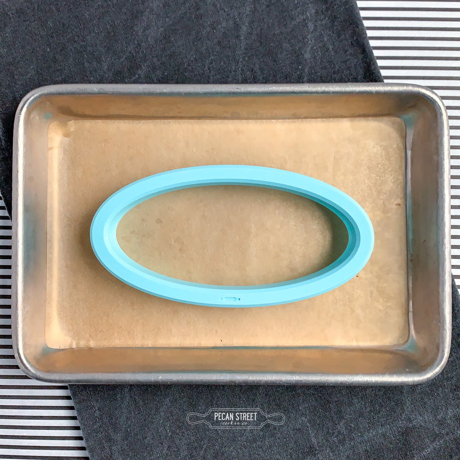 Kristy Elongated Oval Cookie Cutter